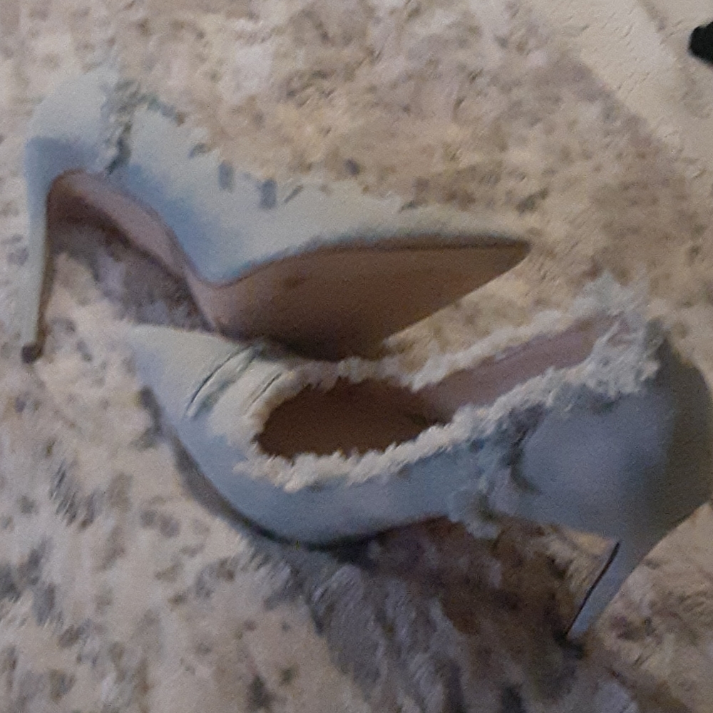 Shoes - Picture 2 of 2